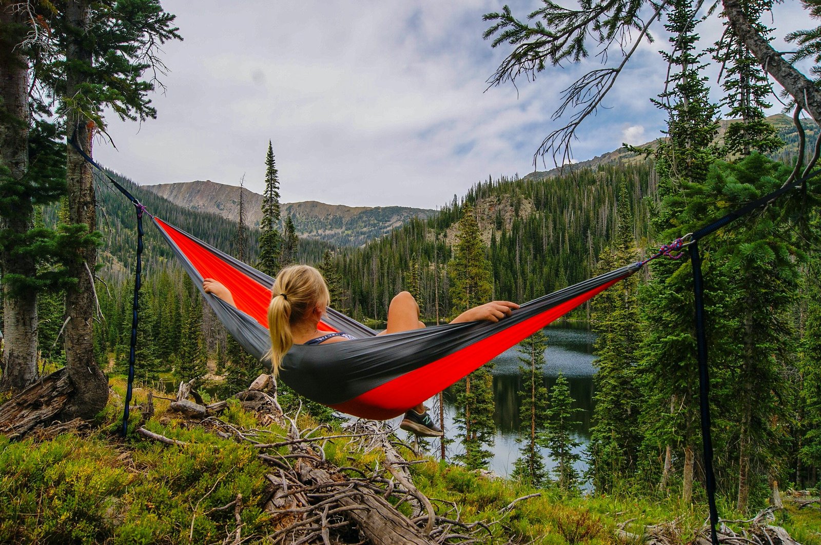 sustainable-travel-guide-women-ecotravel-locations