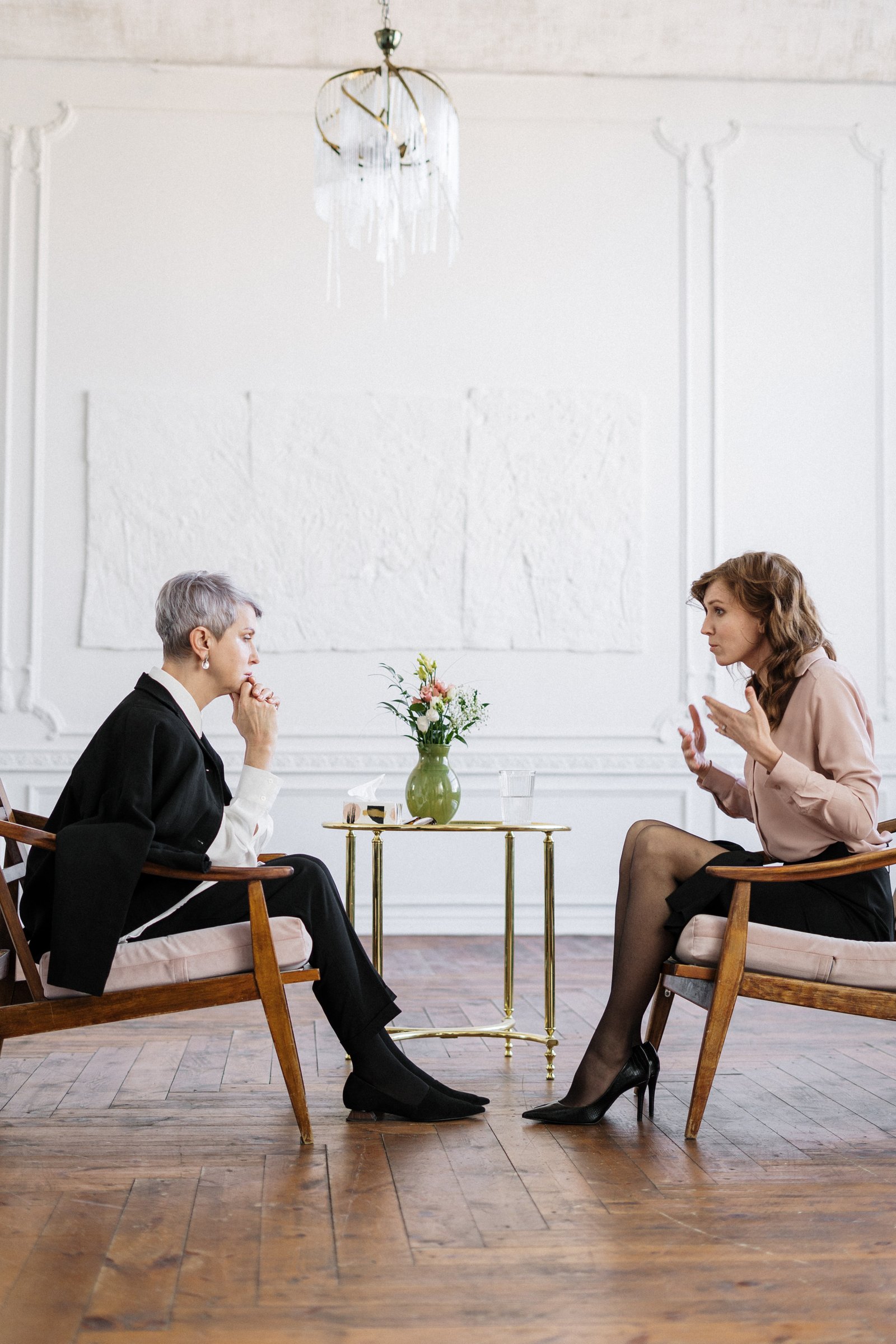 woman-therapy-parents-treating-you-differently-to-your-male-siblings
