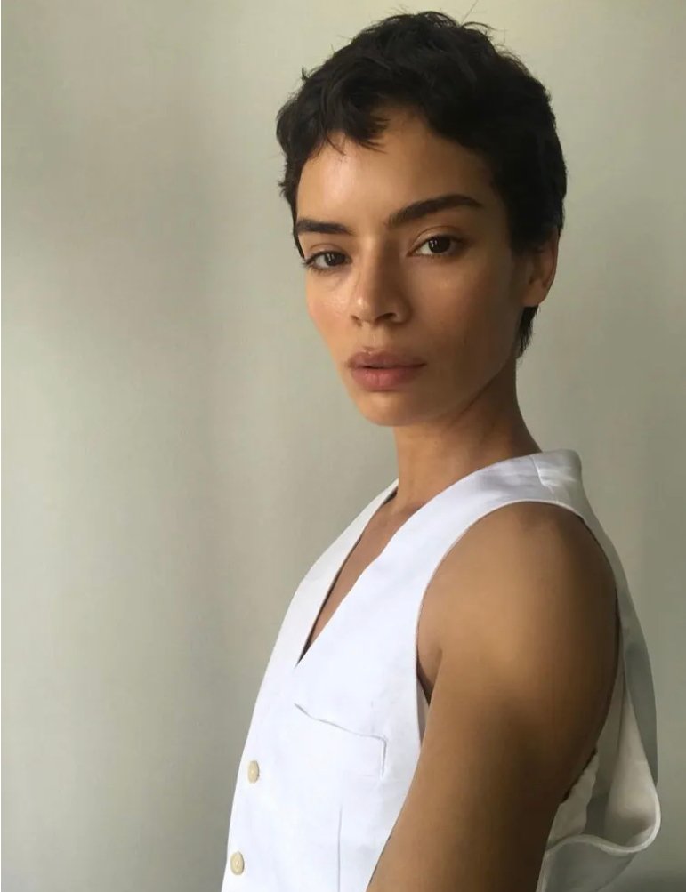 best-short-haircuts-pixie-coco-baudelle