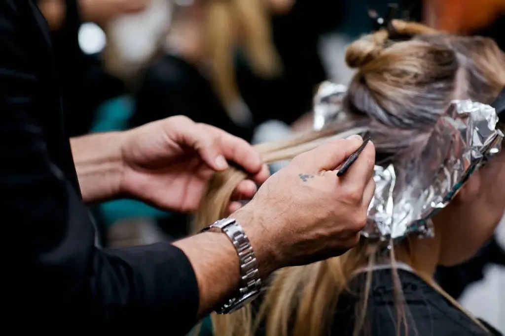 Best Hair Colourists London - Hair Colour Expert Moe Harb Highlights