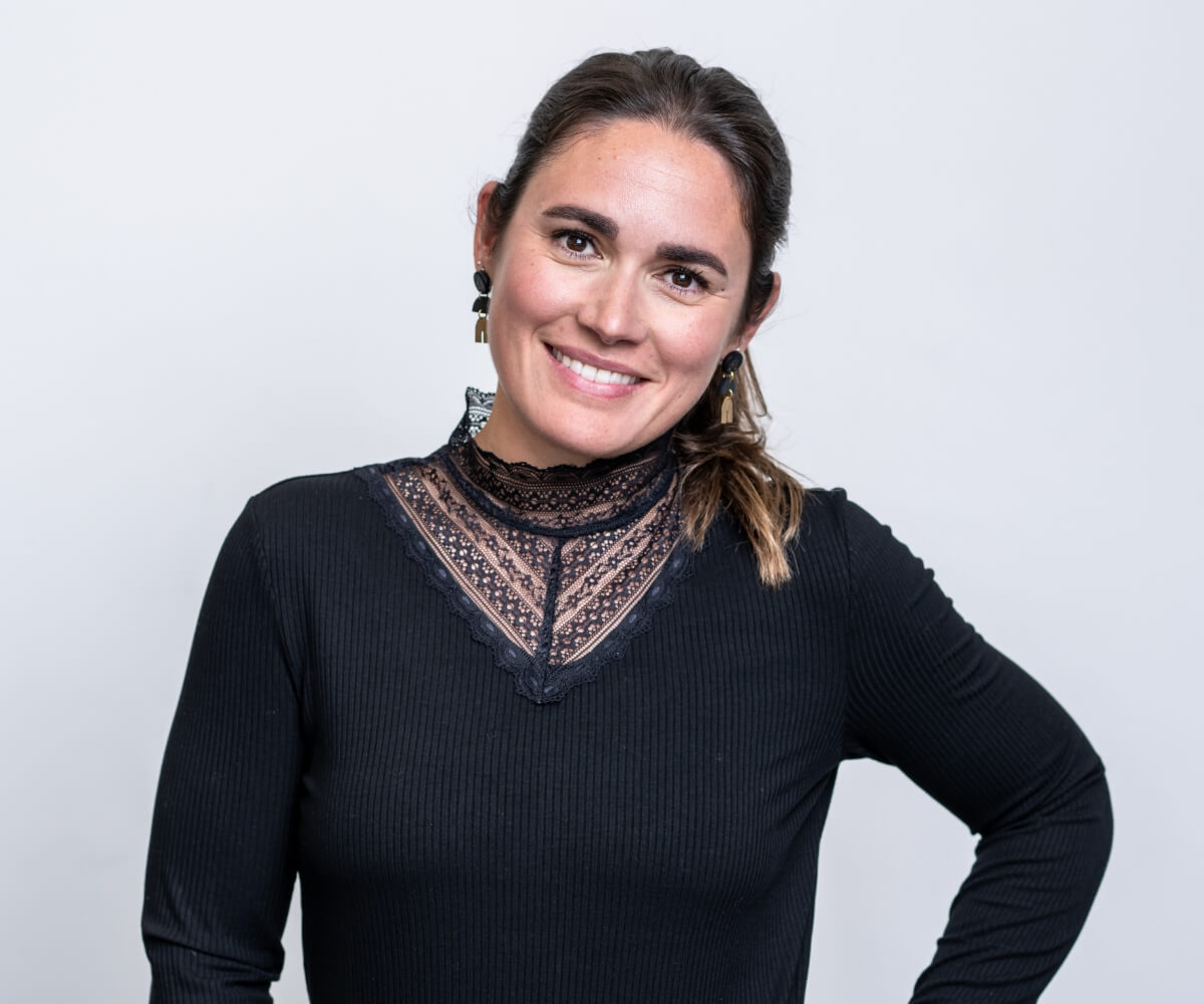 Headshot of Lisa de Boer for The Women's Journal, co-founder of The Biskery, the Leeds entrepreneur who built a six-figure business after returning from maternity leave